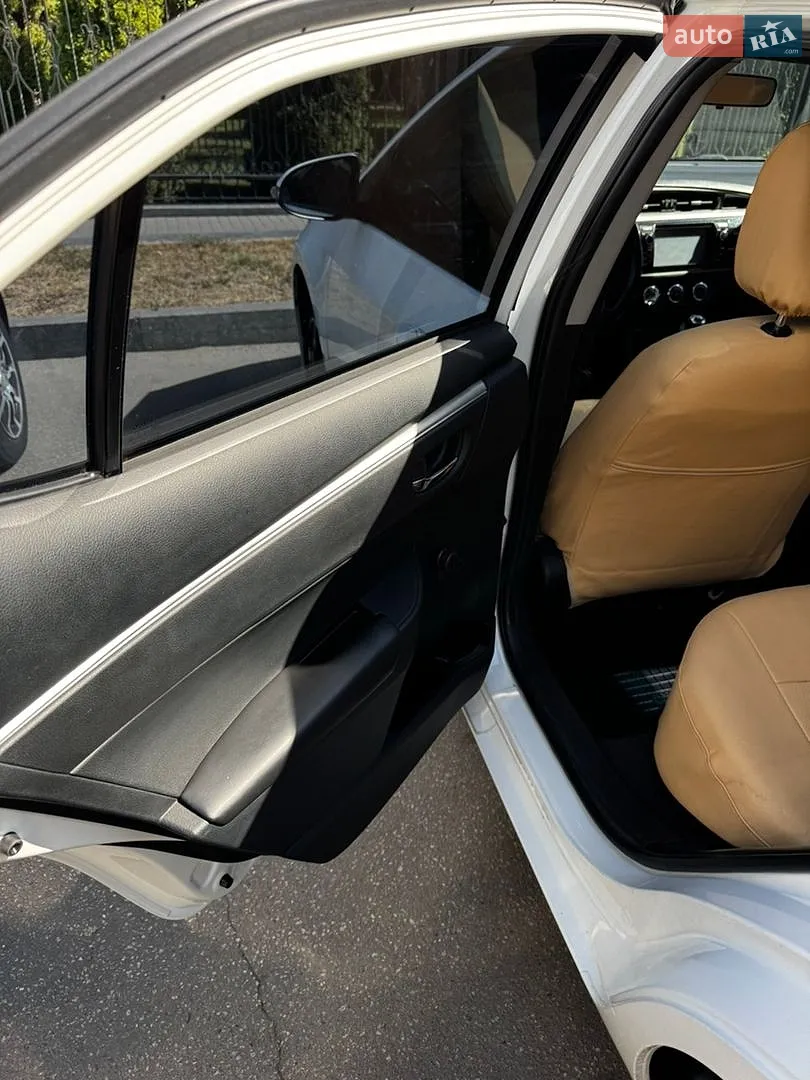 2014 Toyota Corolla - мініатюра 15