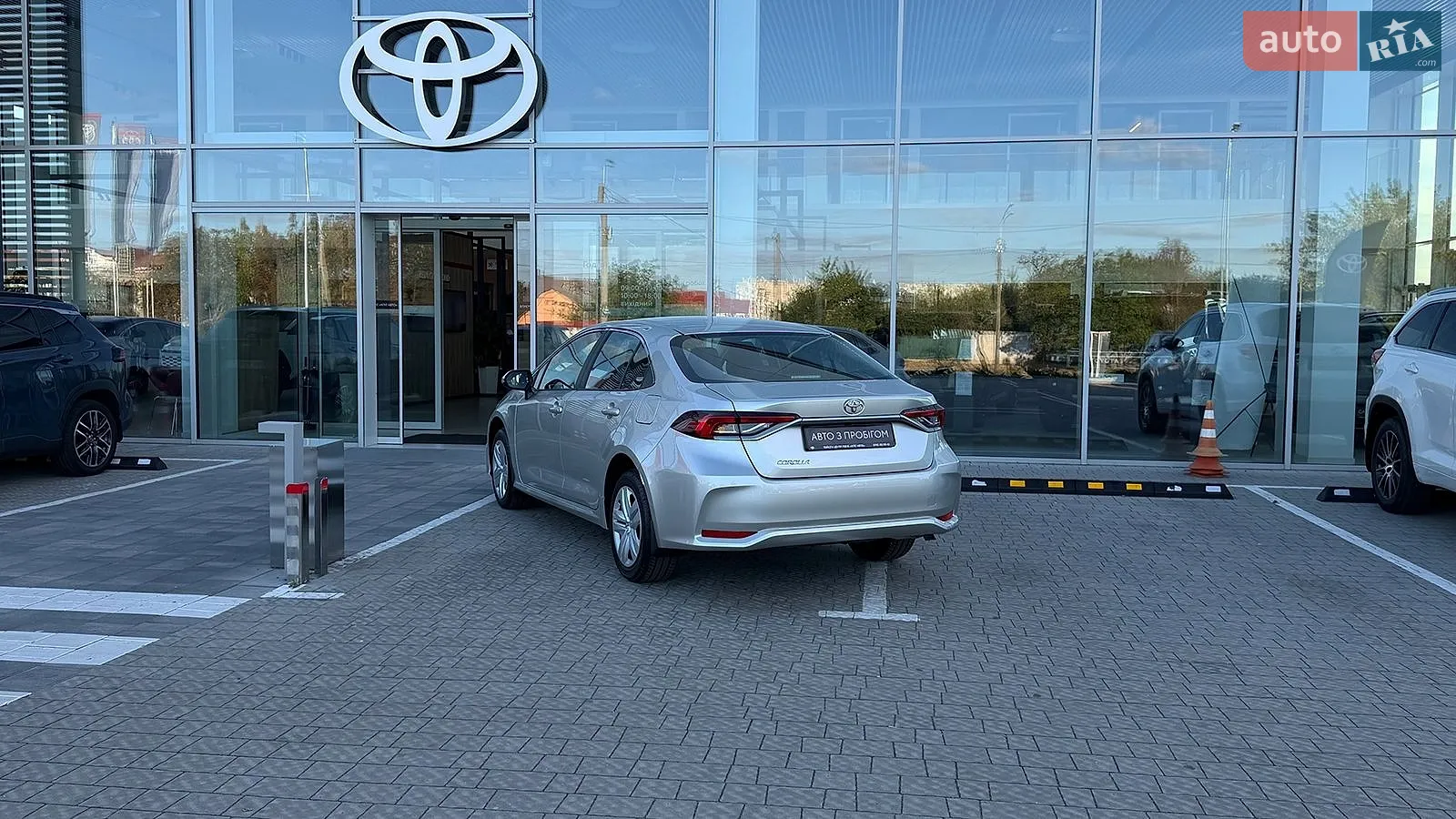 2025 Toyota Corolla - мініатюра 2