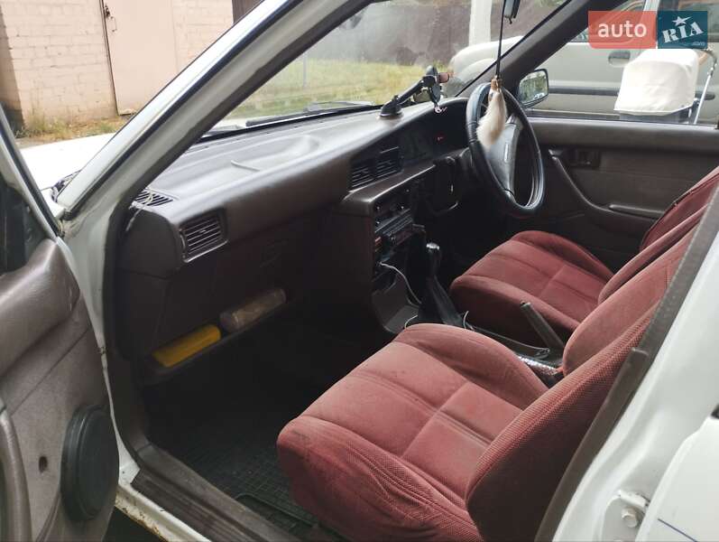 Ліфтбек Toyota Corona 1986 в Чорноморську фото 10 Ліфтбек Toyota Corona 1986 в Чорноморську