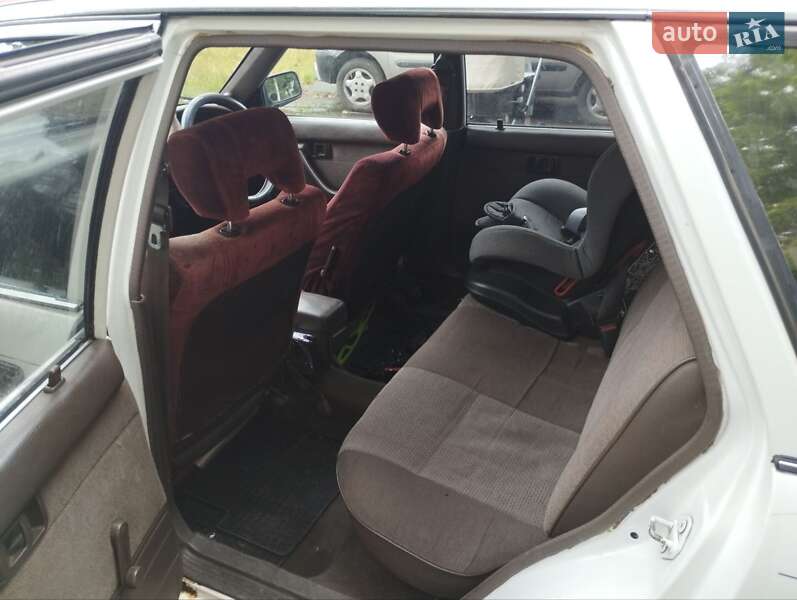 Ліфтбек Toyota Corona 1986 в Чорноморську фото 7 Ліфтбек Toyota Corona 1986 в Чорноморську