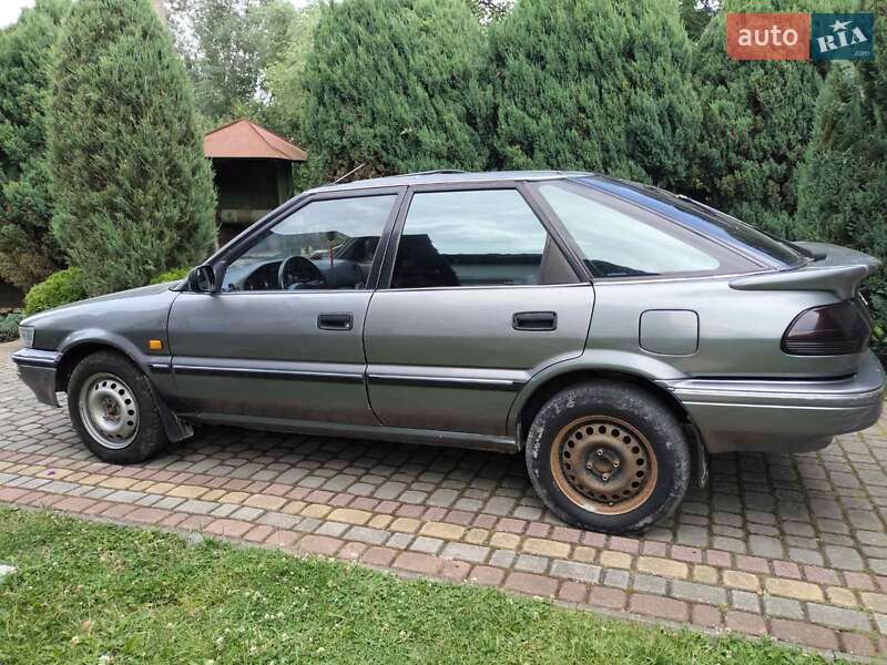 Toyota Corona 1989