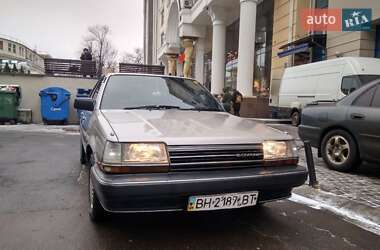 Седан Toyota Corona 1985 в Одессе