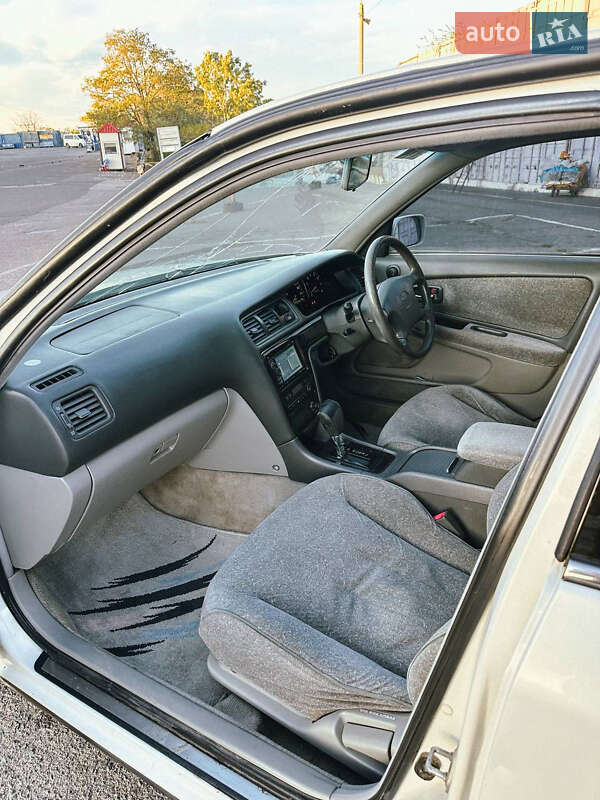 Седан Toyota Cresta 1998 в Одессе