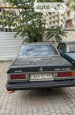 Седан Toyota Crown 1983 в Одесі