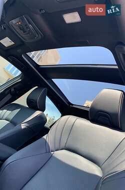 Внедорожник / Кроссовер Toyota Crown 2023 в 