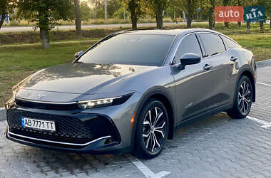 Внедорожник / Кроссовер Toyota Crown 2023 в 