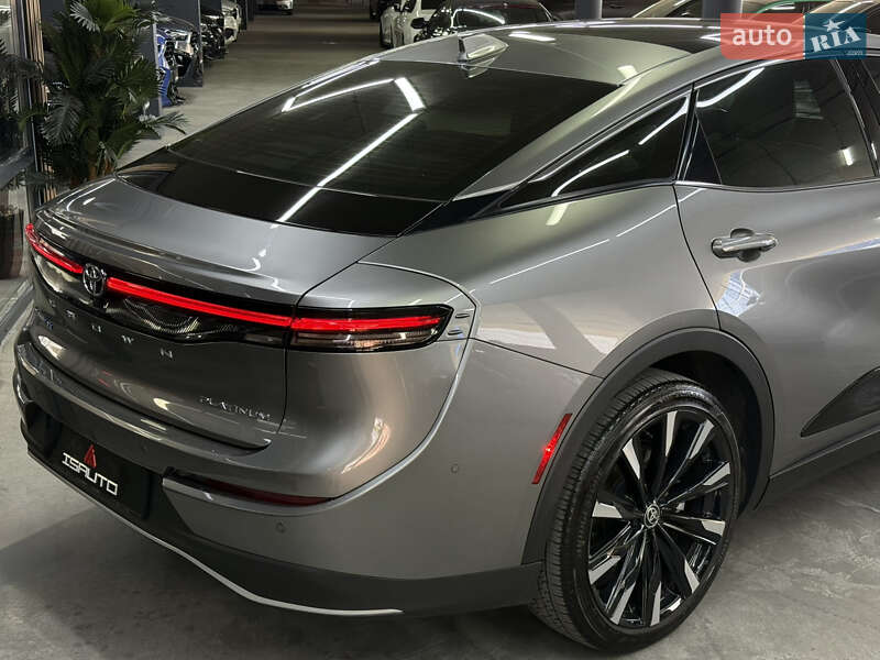 Внедорожник / Кроссовер Toyota Crown 2023 в Одессе