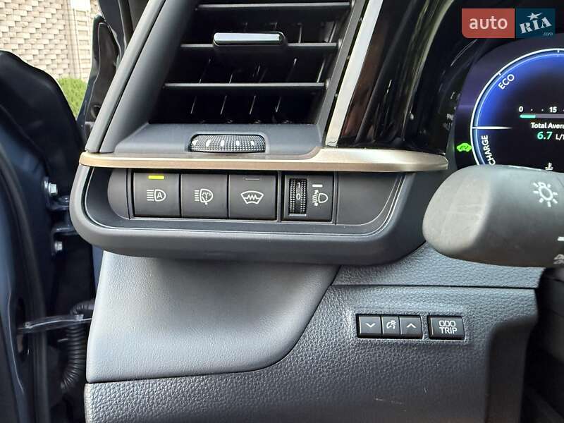 Позашляховик / Кросовер Toyota Crown 2024 в Вінниці