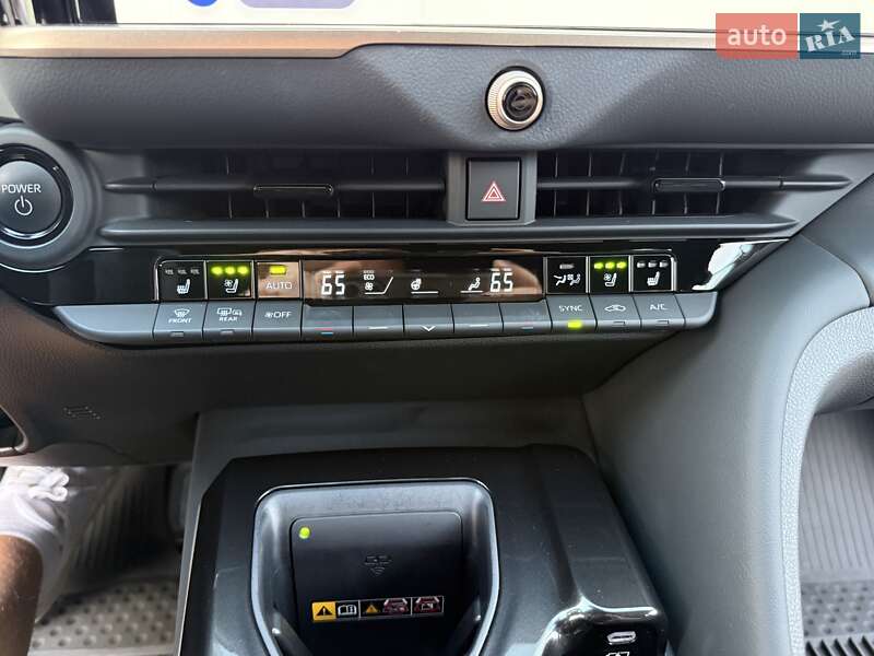 Позашляховик / Кросовер Toyota Crown 2024 в Вінниці