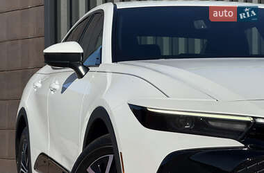 Внедорожник / Кроссовер Toyota Crown 2024 в 