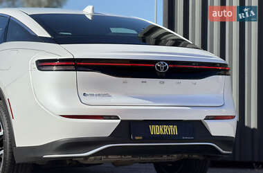 Внедорожник / Кроссовер Toyota Crown 2024 в 