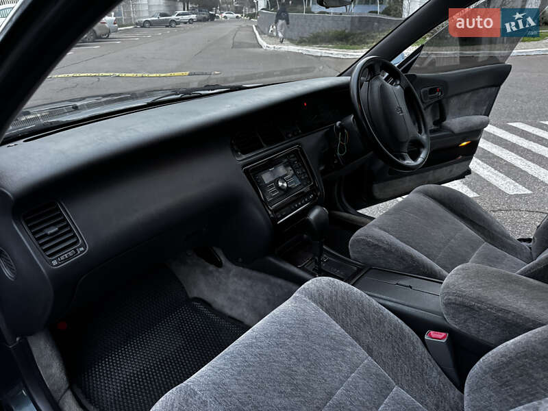 Седан Toyota Crown 1995 в Одессе фото 16 Седан Toyota Crown 1995 в Одессе