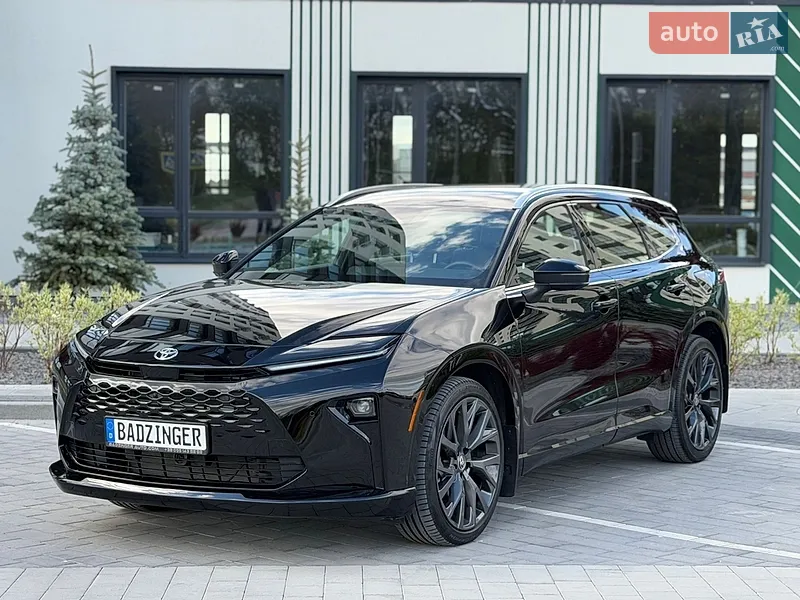 Toyota Crown 2024