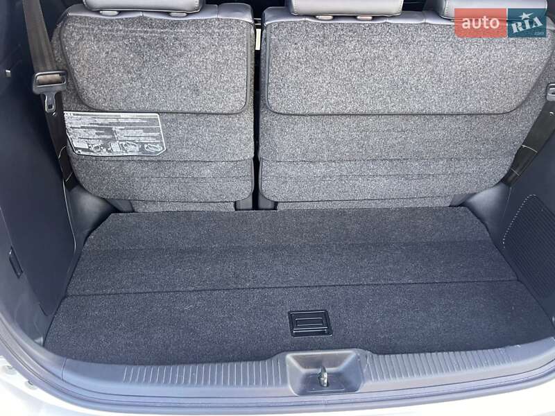 Минивэн Toyota Estima 2014 в Киеве фото 7 Минивэн Toyota Estima 2014 в Киеве