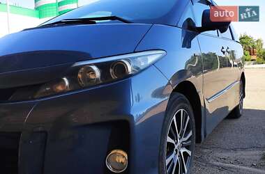 Минивэн Toyota Estima 2013 в Николаеве