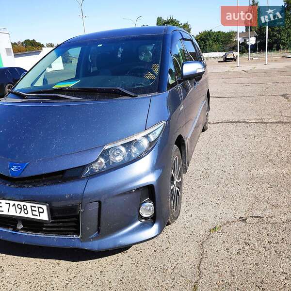 Минивэн Toyota Estima 2013 в Николаеве