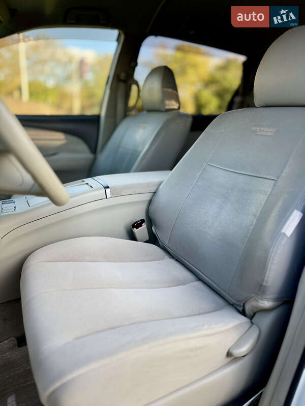 Мінівен Toyota Estima 2010 в Миколаєві