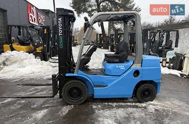 Вилочный погрузчик Toyota FD 2019 в Киеве