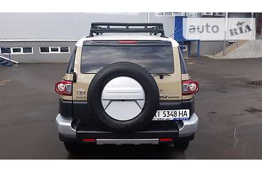 Внедорожник / Кроссовер Toyota FJ Cruiser 2013 в Киеве