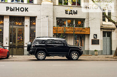 Позашляховик / Кросовер Toyota FJ Cruiser 2006 в 