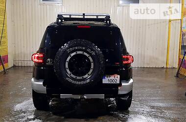 Позашляховик / Кросовер Toyota FJ Cruiser 2007 в 