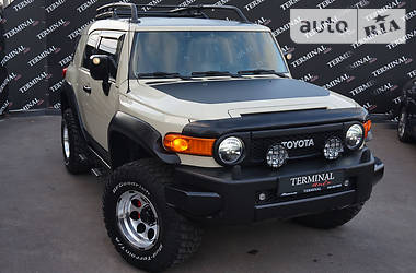 Toyota FJ Cruiser 2010