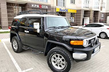 Внедорожник / Кроссовер Toyota FJ Cruiser 2013 в Киеве