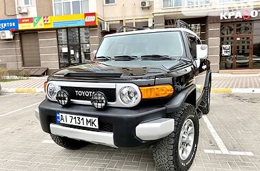 Внедорожник / Кроссовер Toyota FJ Cruiser 2013 в Киеве