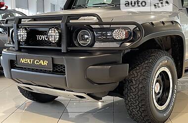 Позашляховик / Кросовер Toyota FJ Cruiser 2013 в Києві