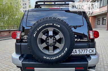 Позашляховик / Кросовер Toyota FJ Cruiser 2007 в Києві