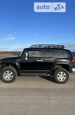 Toyota FJ Cruiser 2010