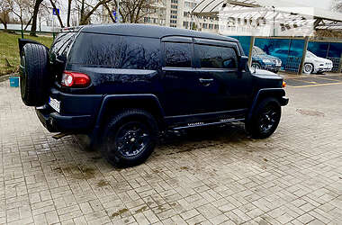 Внедорожник / Кроссовер Toyota FJ Cruiser 2012 в Киеве
