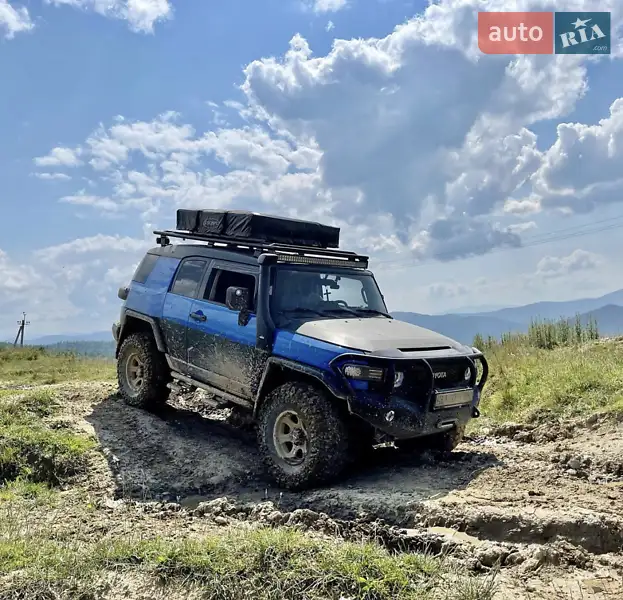 Toyota FJ Cruiser