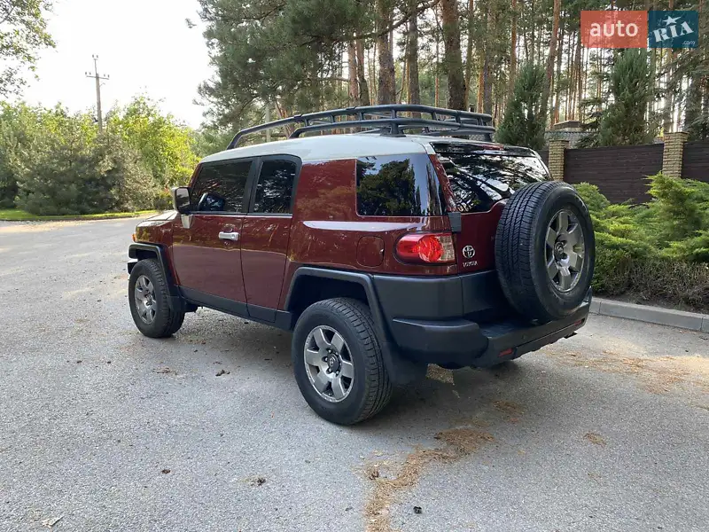Toyota FJ Cruiser