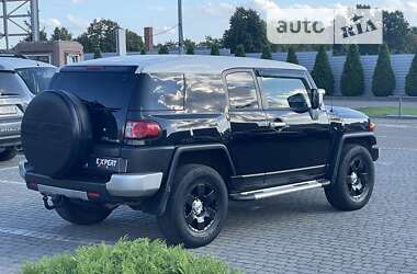 Позашляховик / Кросовер Toyota FJ Cruiser 2006 в 