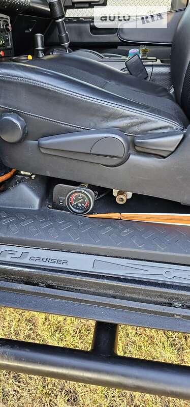 Внедорожник / Кроссовер Toyota FJ Cruiser 2008 в Березане