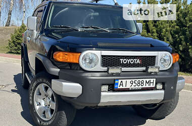 Внедорожник / Кроссовер Toyota FJ Cruiser 2008 в Киеве