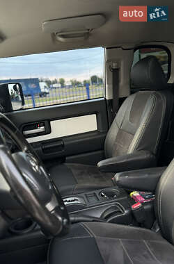 Позашляховик / Кросовер Toyota FJ Cruiser 2008 в Києві