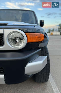 Позашляховик / Кросовер Toyota FJ Cruiser 2010 в Харкові