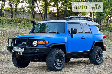 Внедорожник / Кроссовер Toyota FJ Cruiser 2006 в Харькове