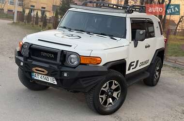 Позашляховик / Кросовер Toyota FJ Cruiser 2014 в Івано-Франківську