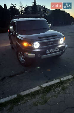 Внедорожник / Кроссовер Toyota FJ Cruiser 2007 в Лысянке