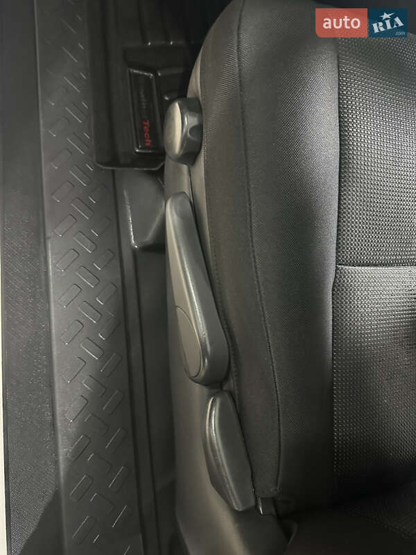 Внедорожник / Кроссовер Toyota FJ Cruiser 2008 в Шостке