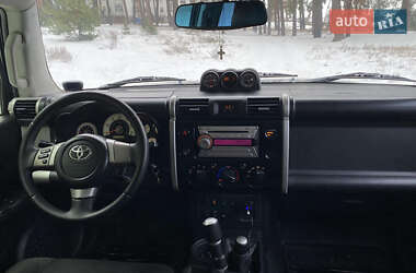 Позашляховик / Кросовер Toyota FJ Cruiser 2006 в Охтирці