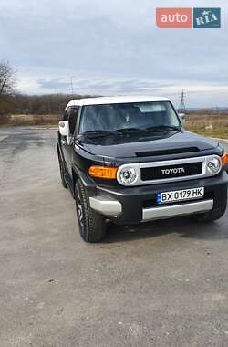 Внедорожник / Кроссовер Toyota FJ Cruiser 2021 в Хмельницком