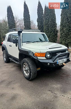 Позашляховик / Кросовер Toyota FJ Cruiser 2011 в Рівному