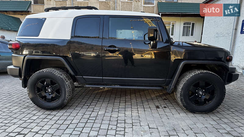 Внедорожник / Кроссовер Toyota FJ Cruiser 2006 в Яремче фото 24 Внедорожник / Кроссовер Toyota FJ Cruiser 2006 в Яремче