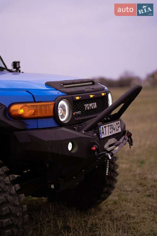 Позашляховик / Кросовер Toyota FJ Cruiser 2007 в Івано-Франківську фото 21 Позашляховик / Кросовер Toyota FJ Cruiser 2007 в Івано-Франківську
