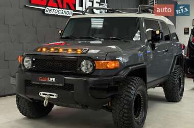 Позашляховик / Кросовер Toyota FJ Cruiser 2007 в 
