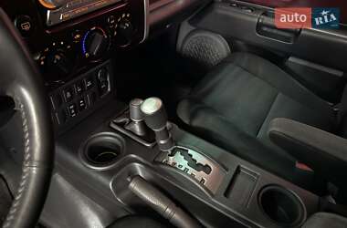 Позашляховик / Кросовер Toyota FJ Cruiser 2007 в 